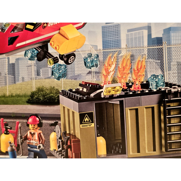 FIRE RESPONSE UNIT Lego City LEGO Set #60108 NEW Sealed RETIRED Unopened - Picture 2 of 15